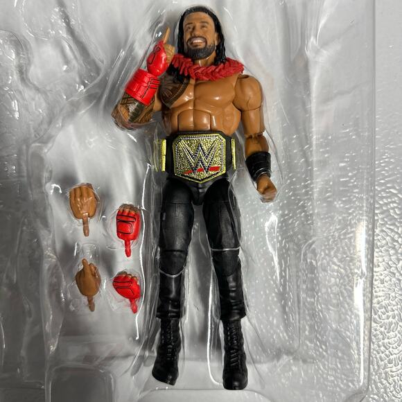 2025 WWE Mattel Elite Hall of Champions Roman Reigns [Target Exclusive] - Picture 1 of 2